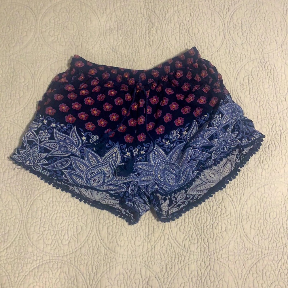 Colorful linen shorts with elastic waist, size S.